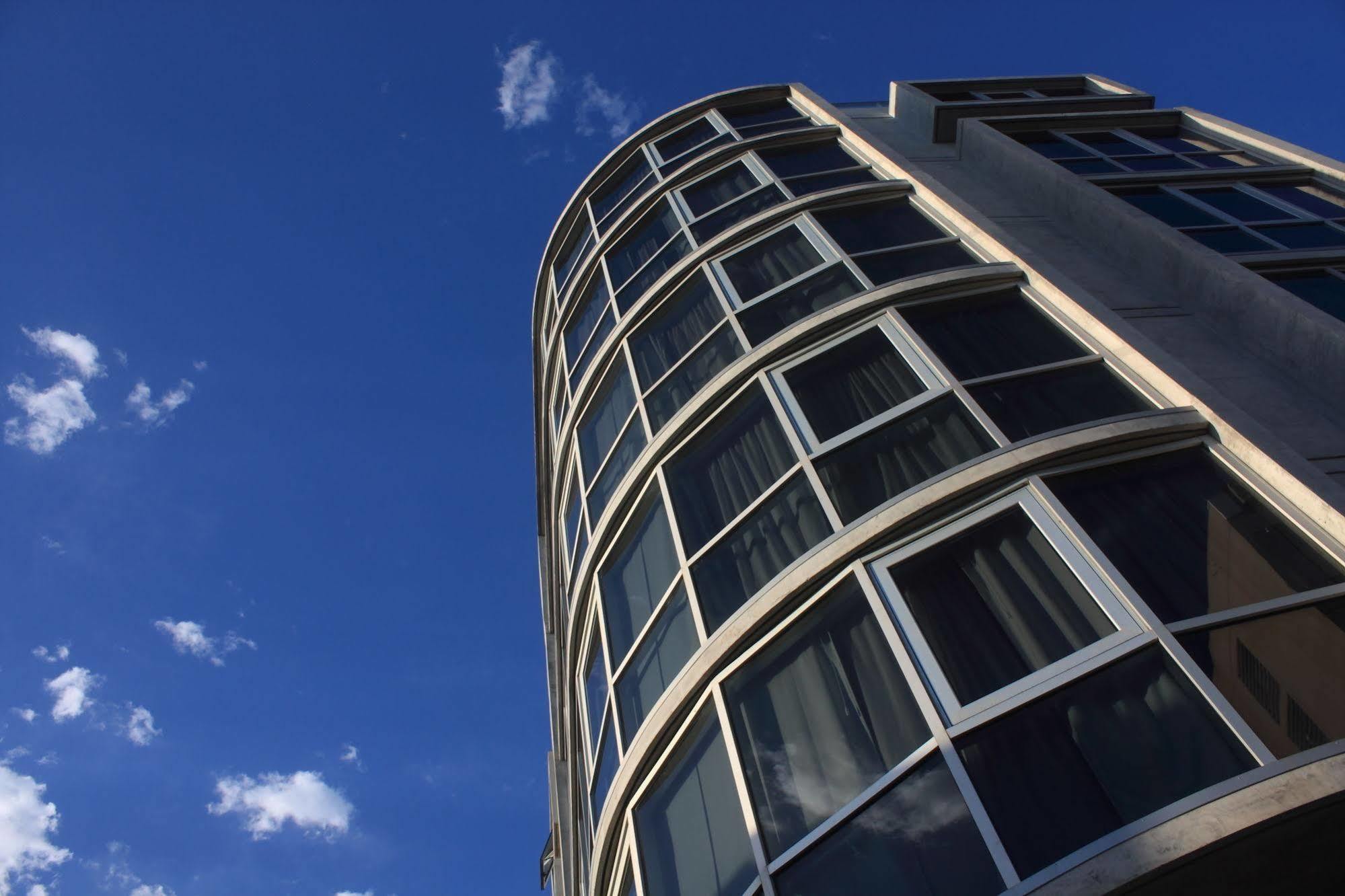 Axsur Design Hotel Montevideo Exterior photo